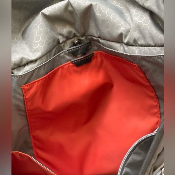 TUMI Grey / Black Nylon Messenger bag - Picture 7 of 10